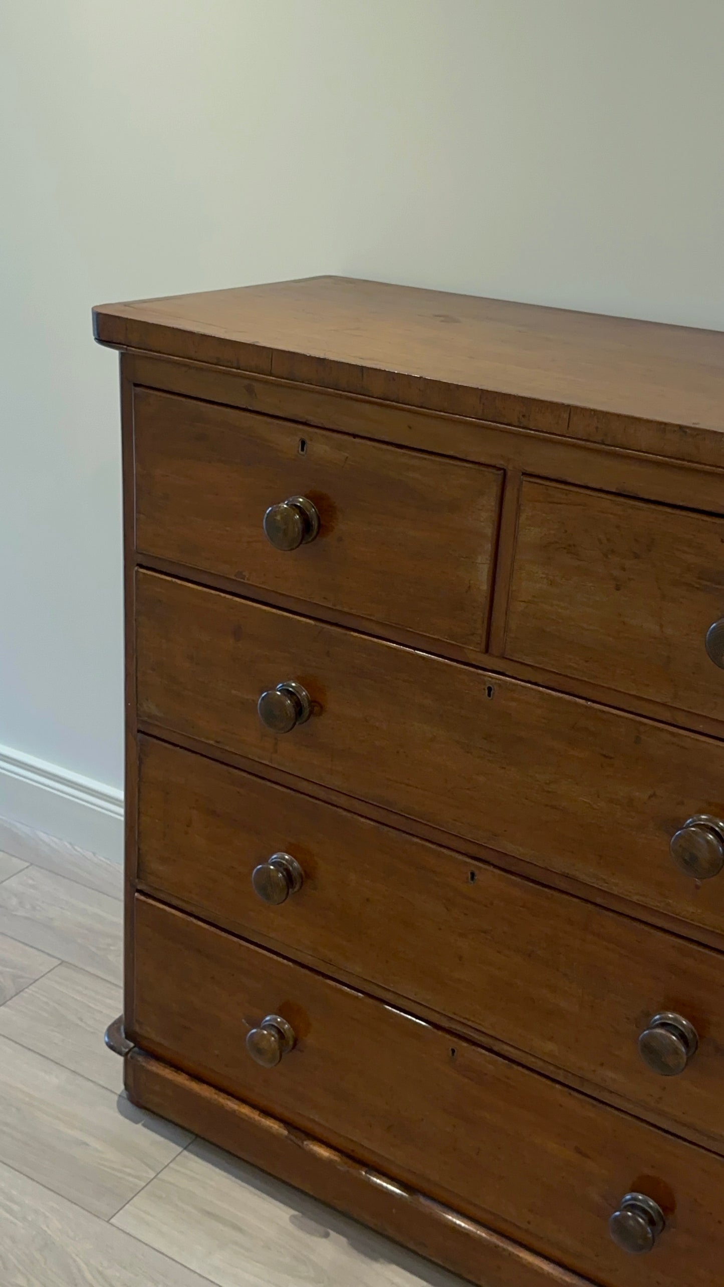 Mahogany Chest of Drawers