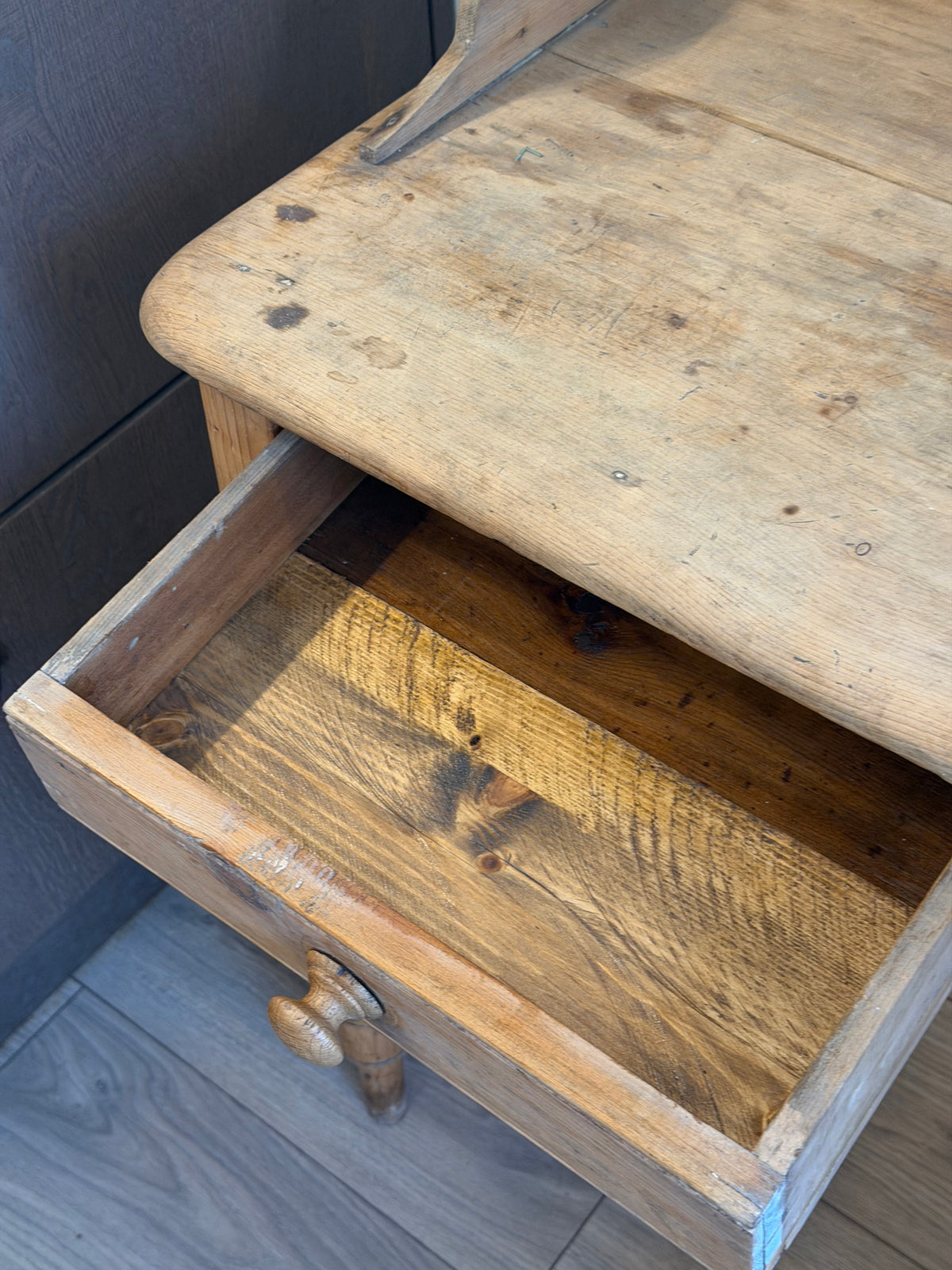 Victorian Gallery-Back Table