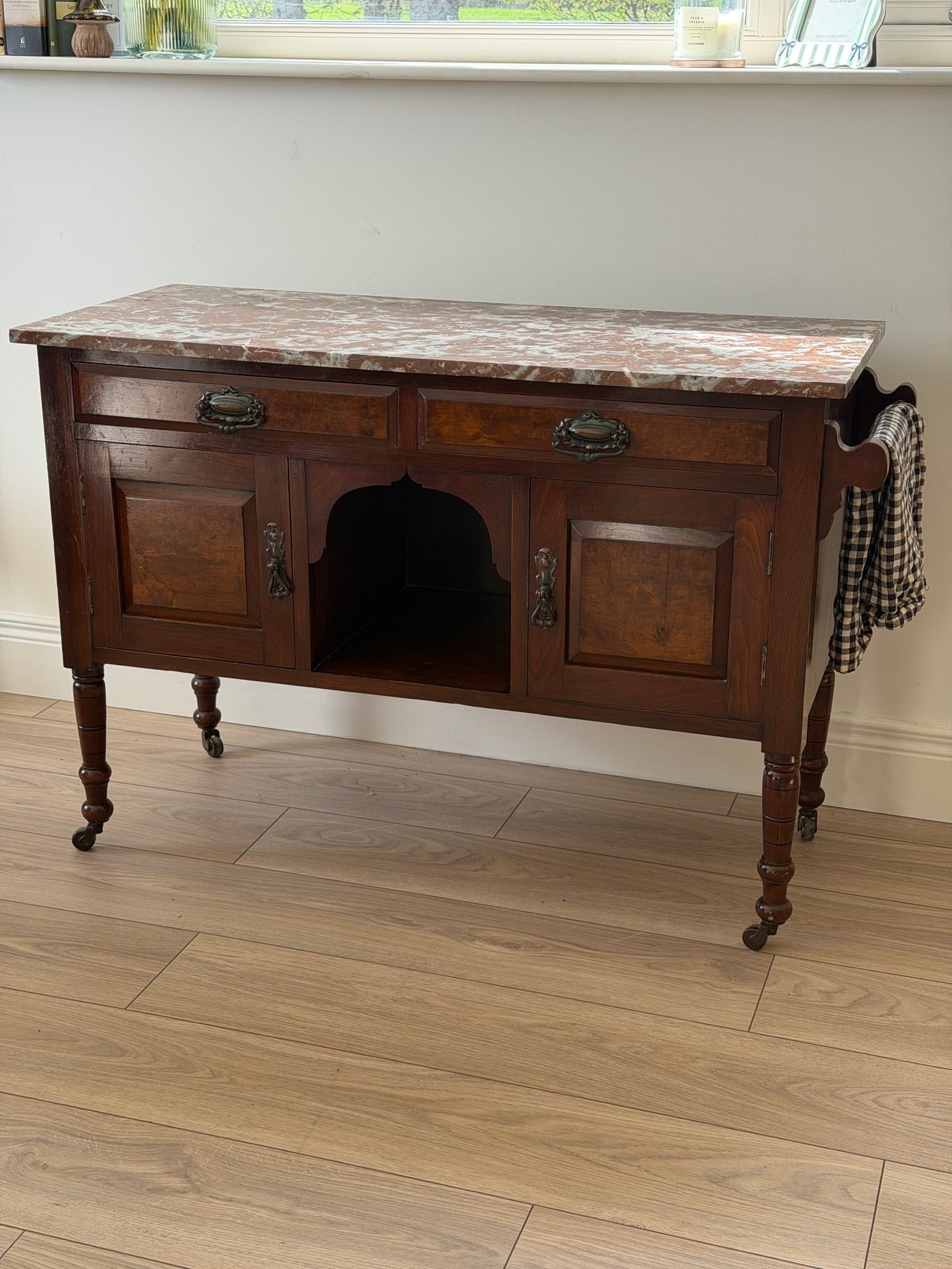 Burr Walnut & Marble Washstand