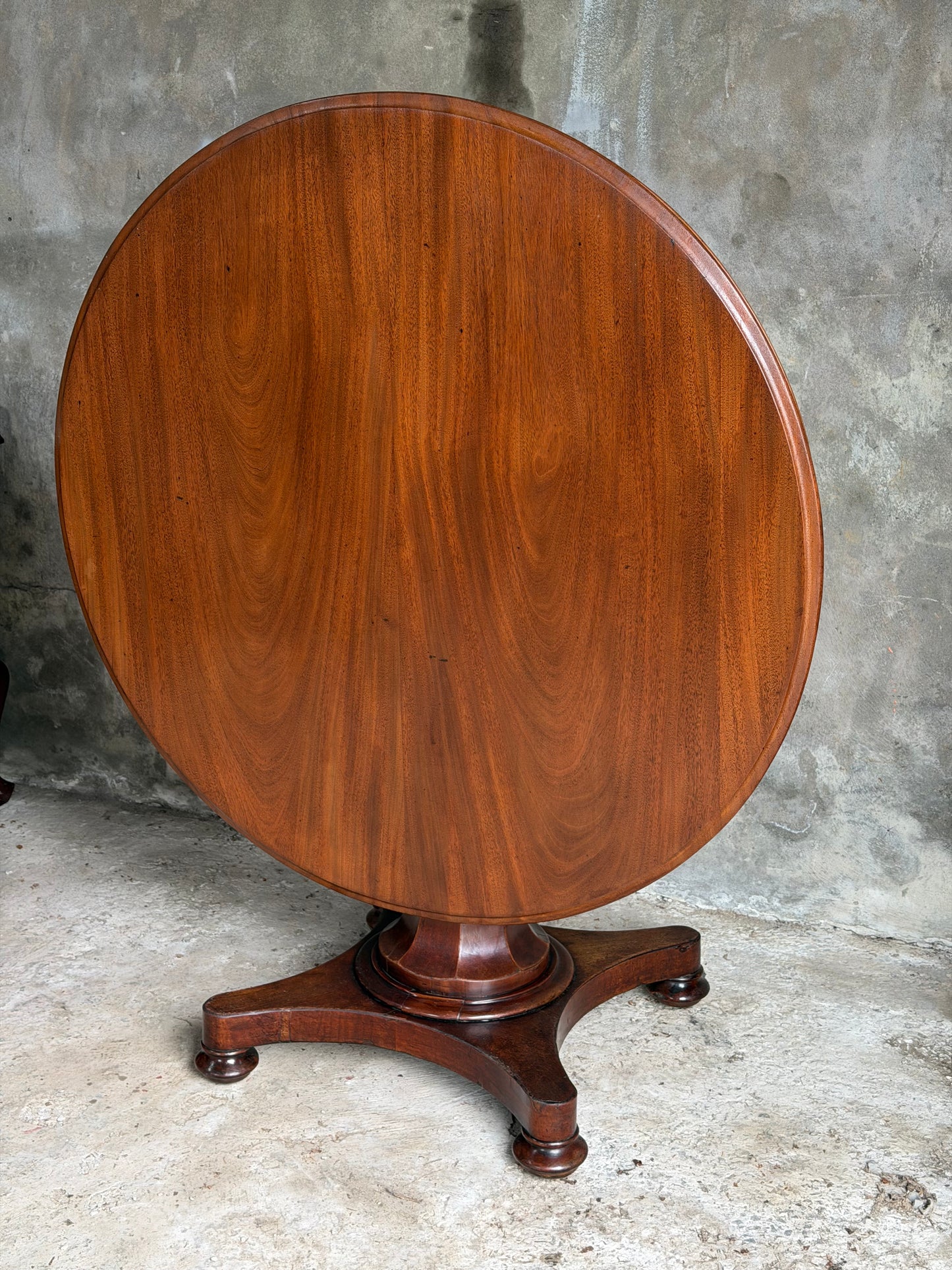 William IV Round Breakfast Table