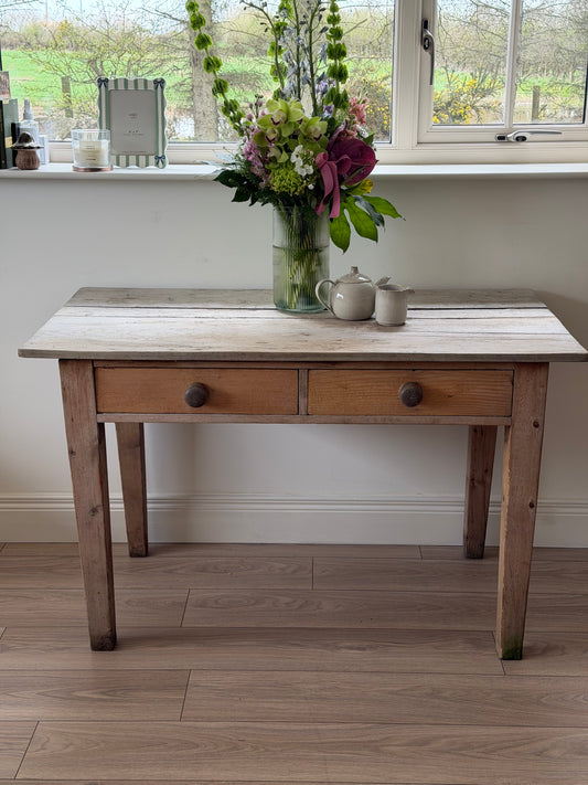 Victorian Farmhouse Table