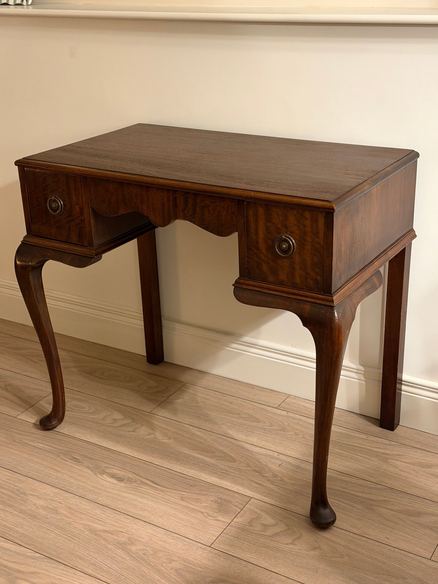Queen Anne Style Dressing Table