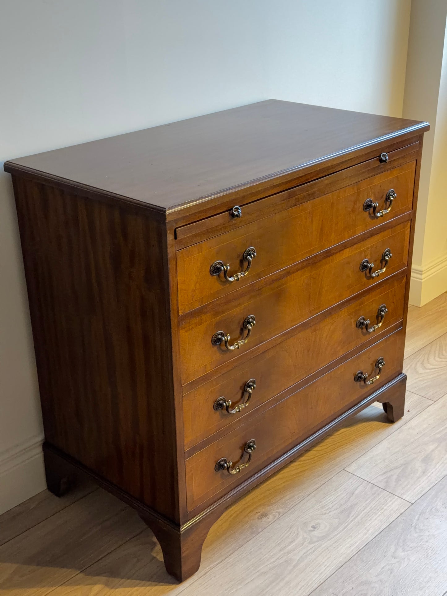Victorian Chest of Drawers
