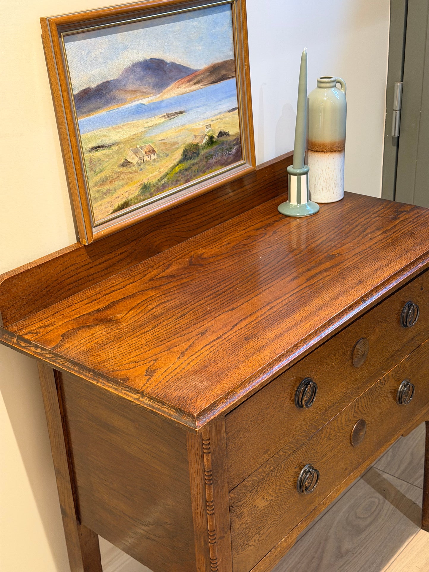 Oak Chest of Drawers