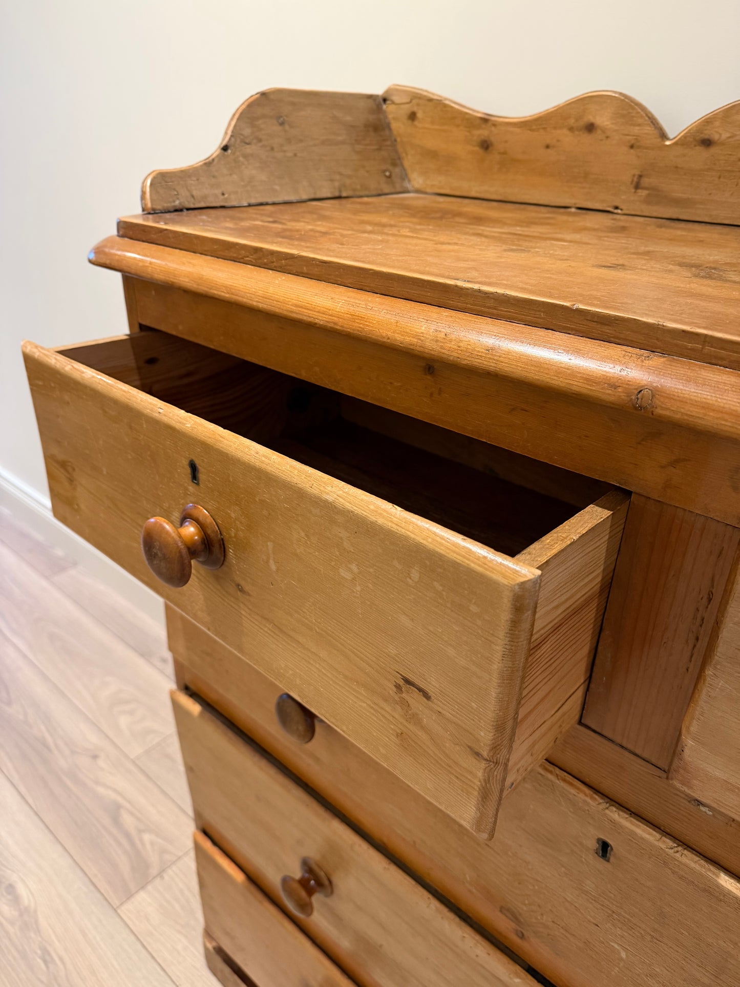 Vintage Pine Chest of Drawers