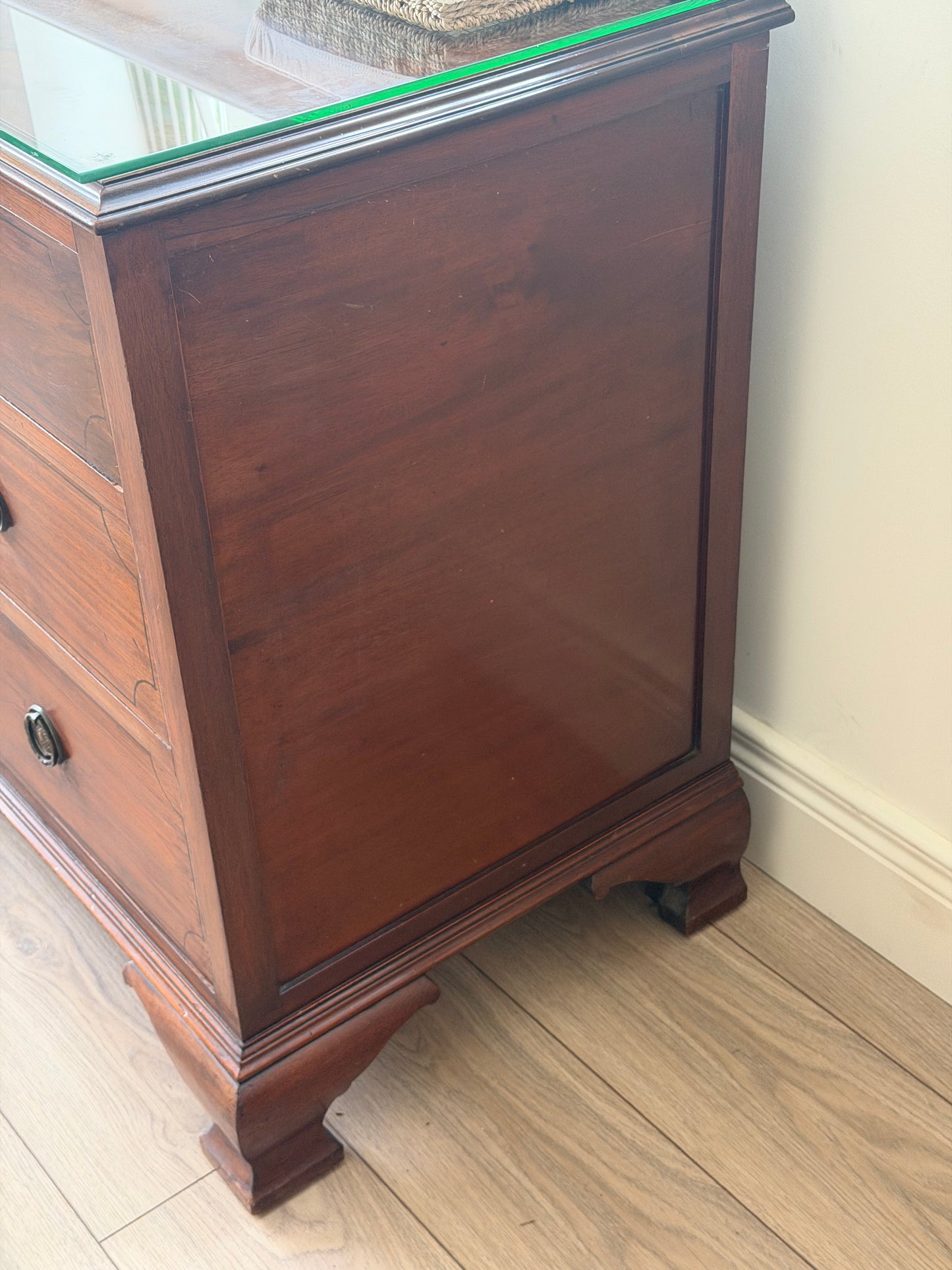 Mahogany Chest of Drawers