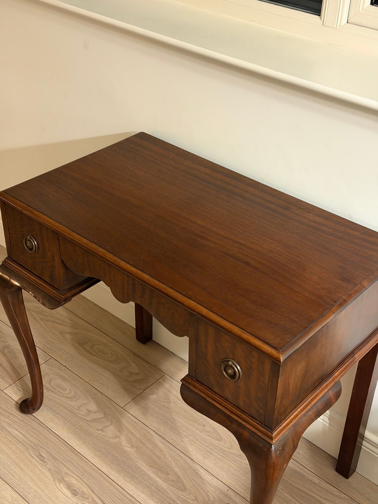 Queen Anne Style Dressing Table