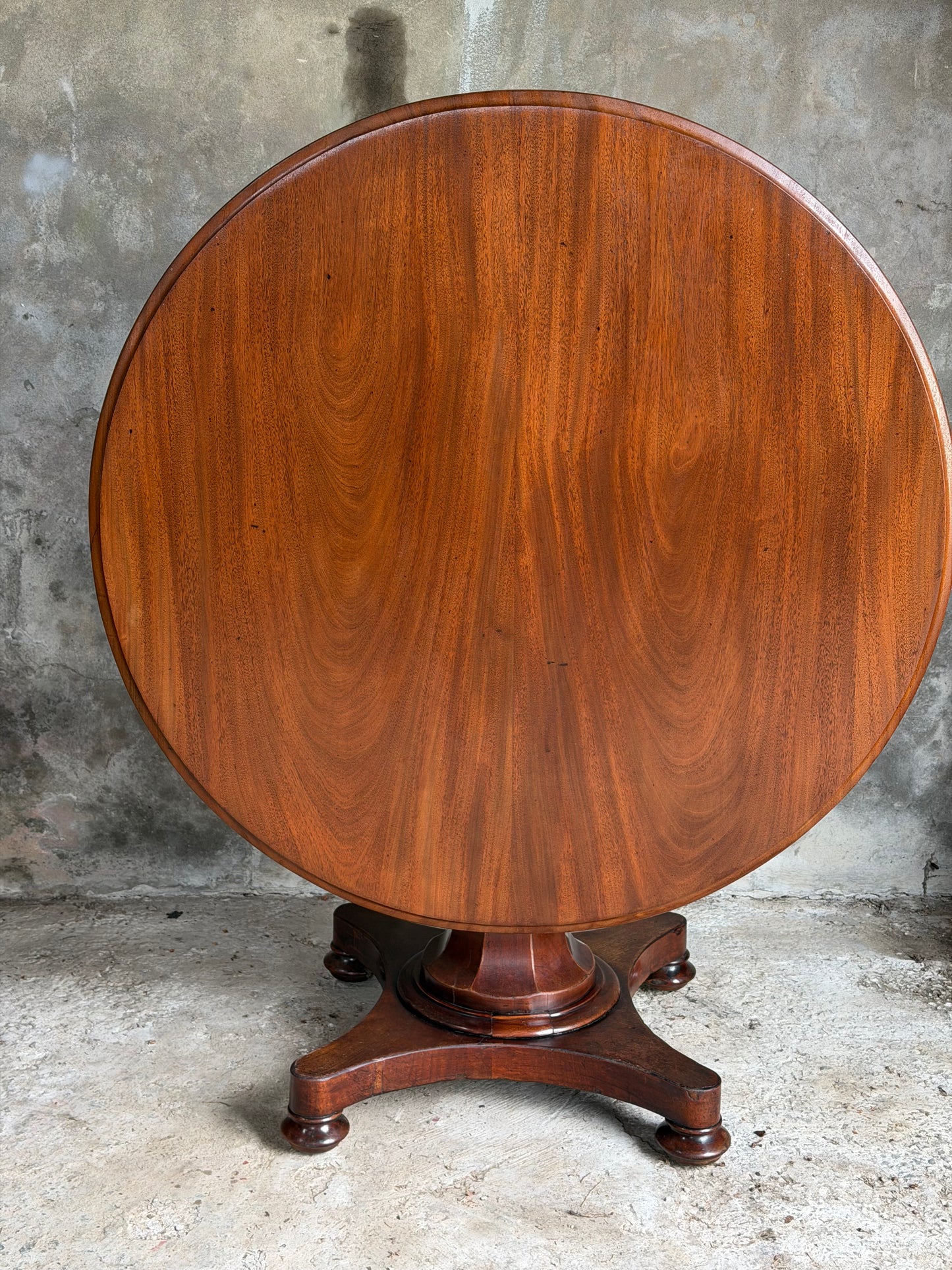 William IV Round Breakfast Table