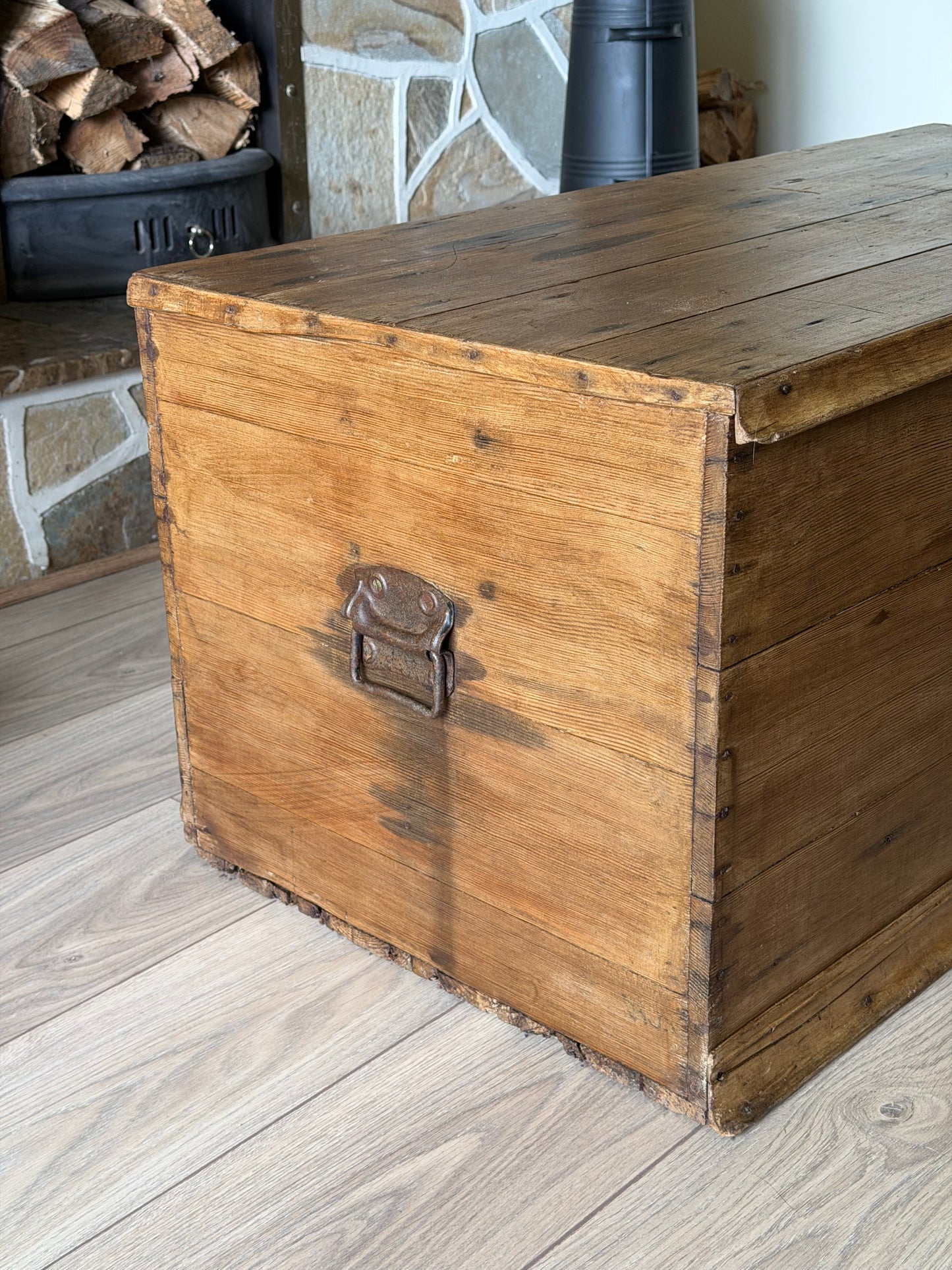 Large Storage Chest/Crate