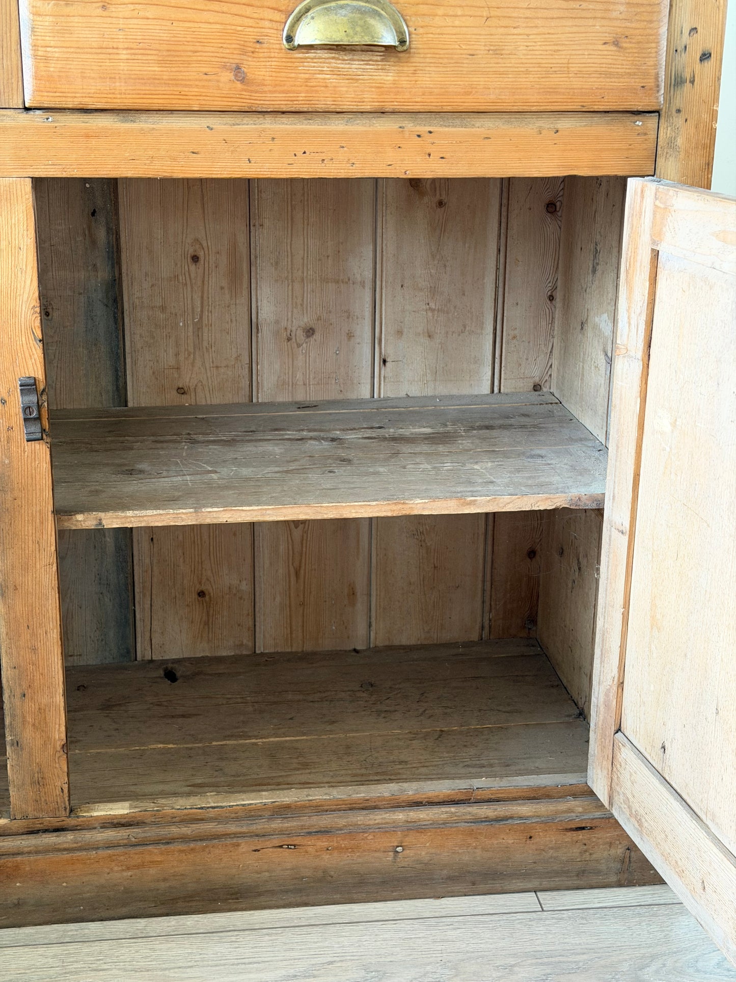 Victorian Pine Dresser