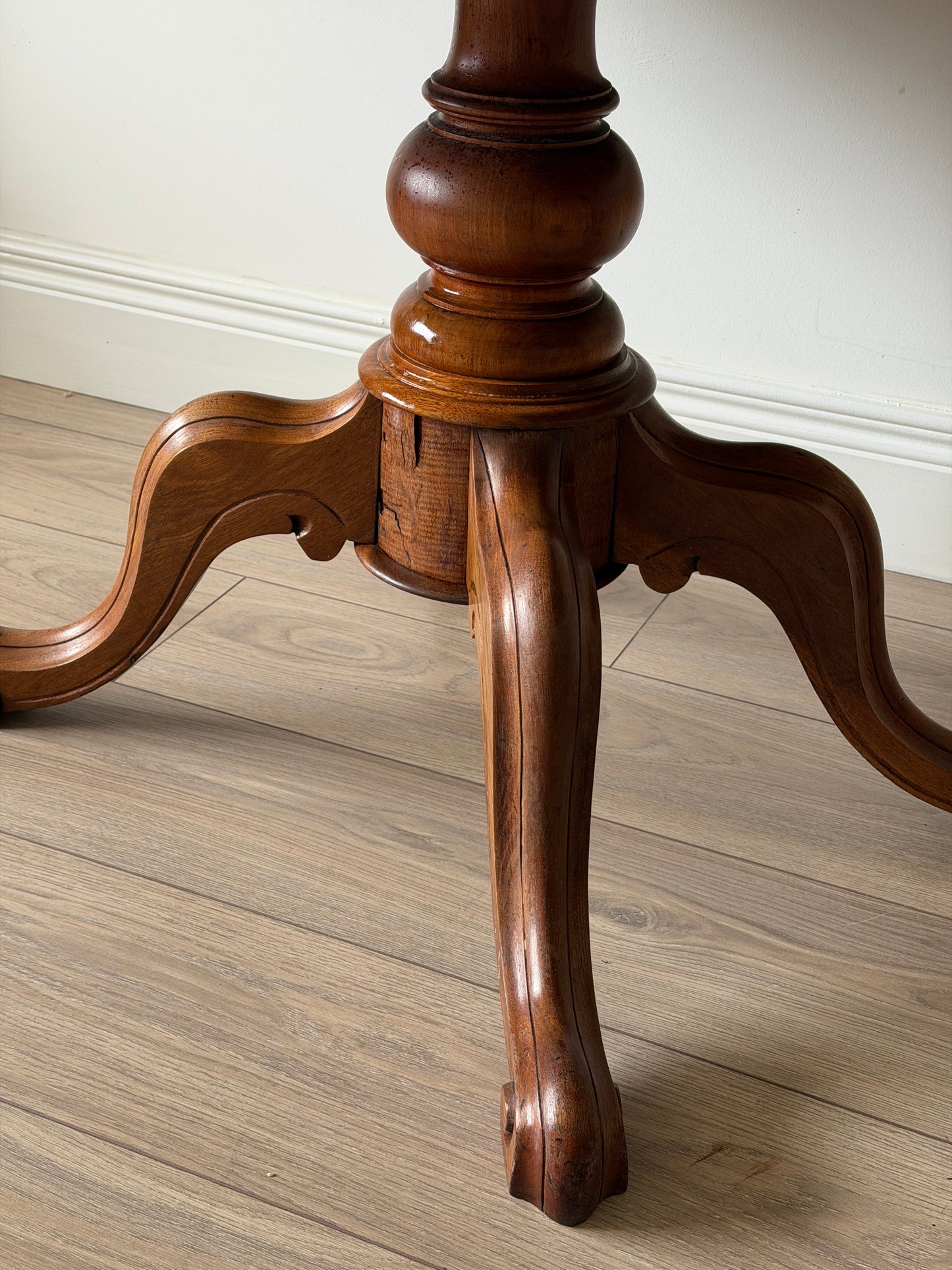 Victorian Pedestal Breakfast Table