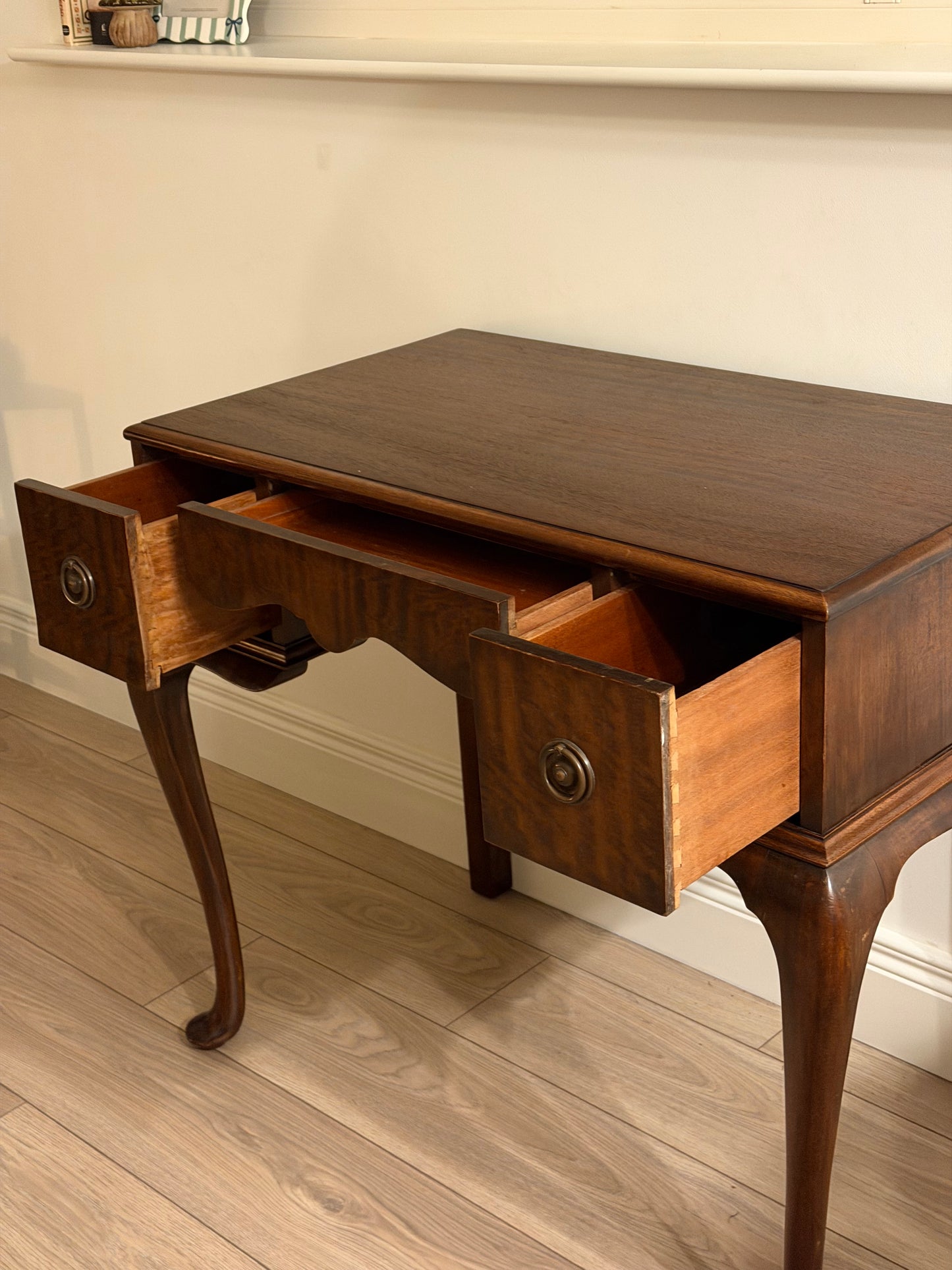 Queen Anne Style Dressing Table