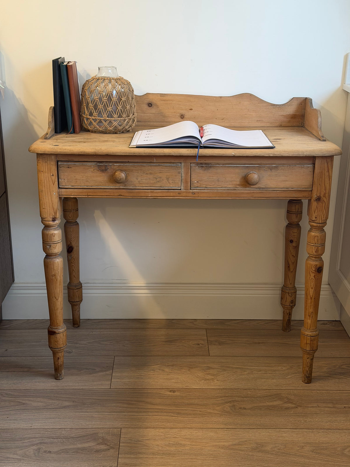 Victorian Gallery-Back Table