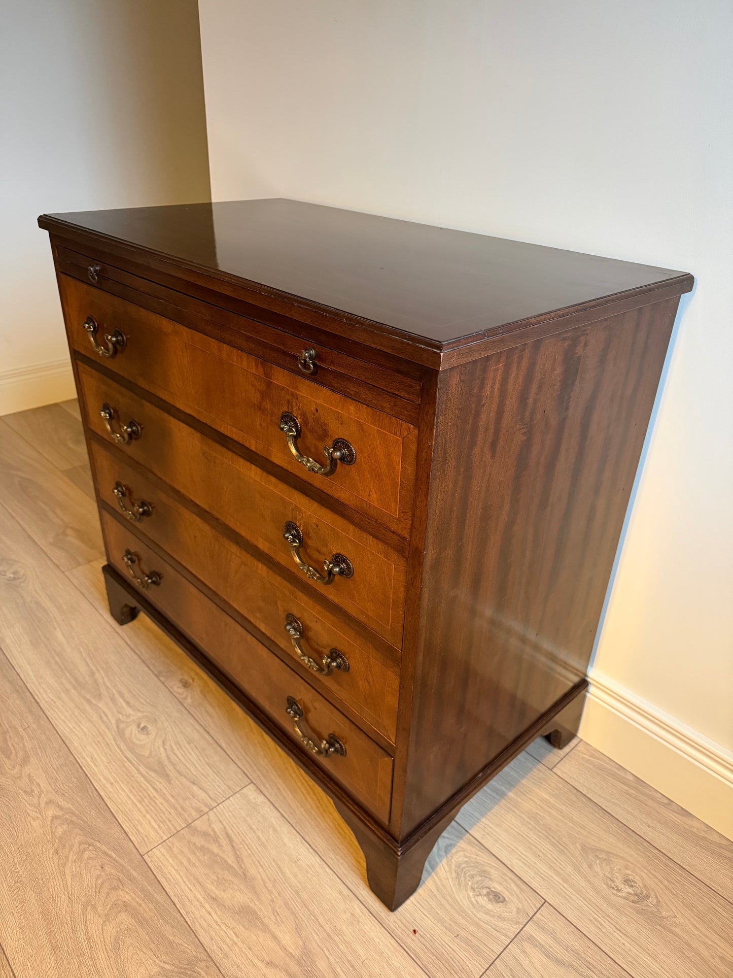 Victorian Chest of Drawers