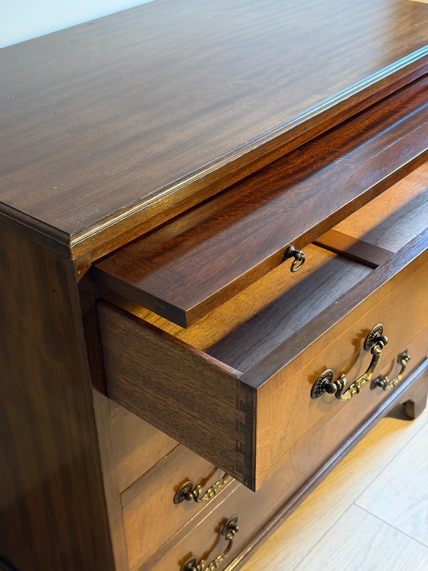 Victorian Chest of Drawers