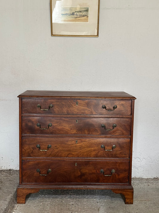Georgian Chest of Drawers