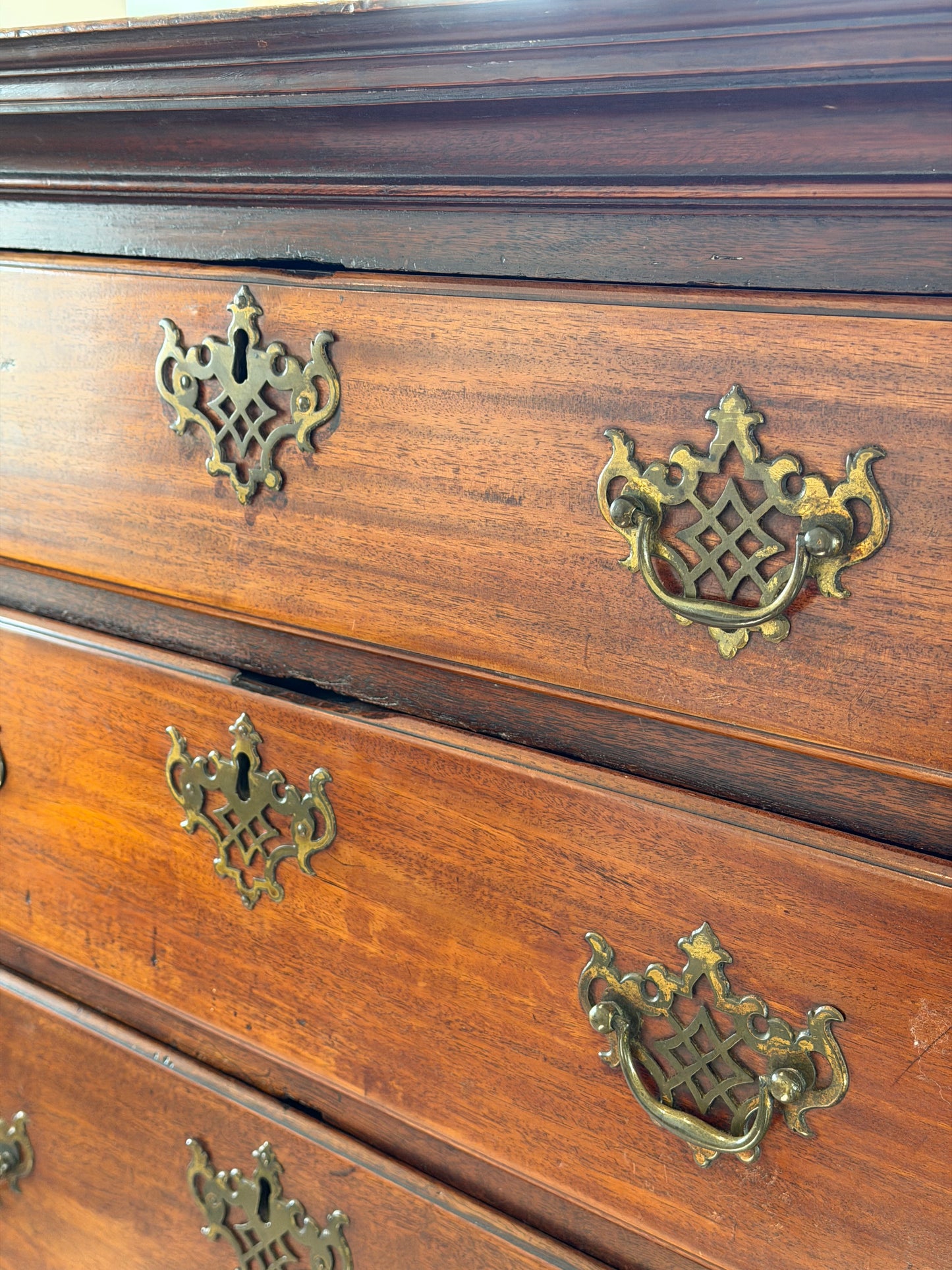 Irish George III Chest of Drawers